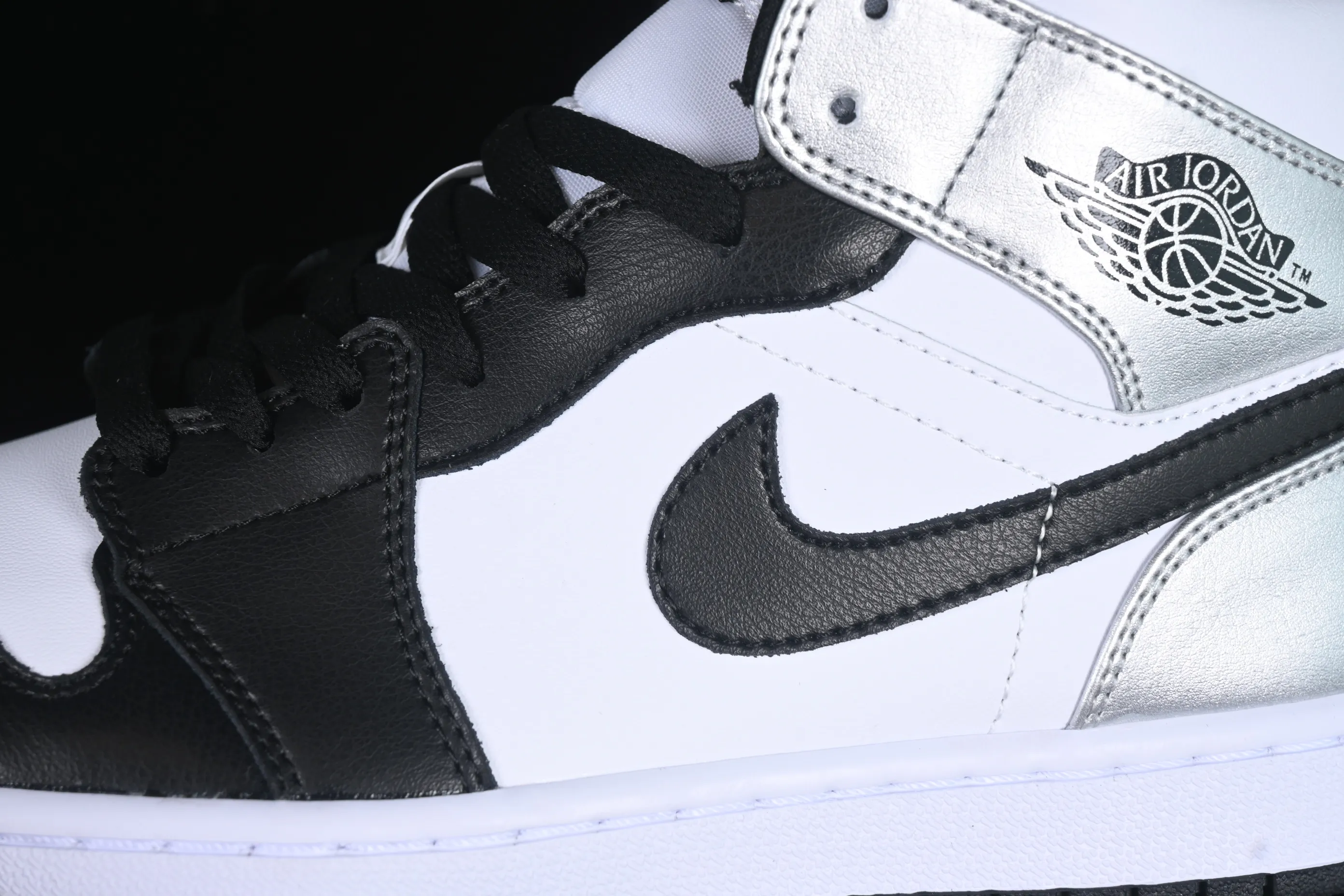 All categories Air Jordan Jordan series basketball shoes Air Jordan 1 Mid Air Jordan 1 Mid AJ1 Joe 1 black and white silver mid-top cultural and casual sneakers DQ8423-103